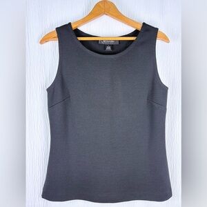 St. John Black Sleeveless Knit Shell Top Women’s size P, Petite Small